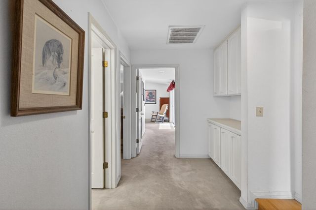 226 Firestone Dr, Roseville, CA 95678