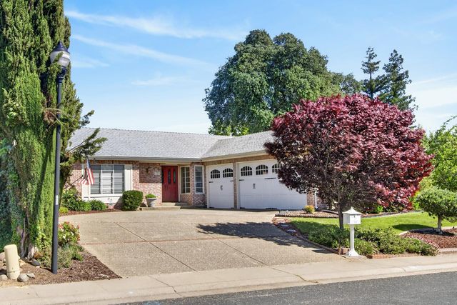 226 Firestone Dr, Roseville, CA 95678