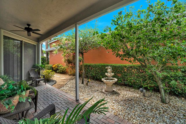 22831 Windsor Wood Court, Boca Raton, FL 33433