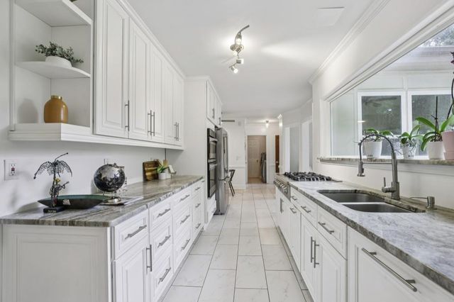4102 Ailey Court, Peachtree Corners, GA 30092