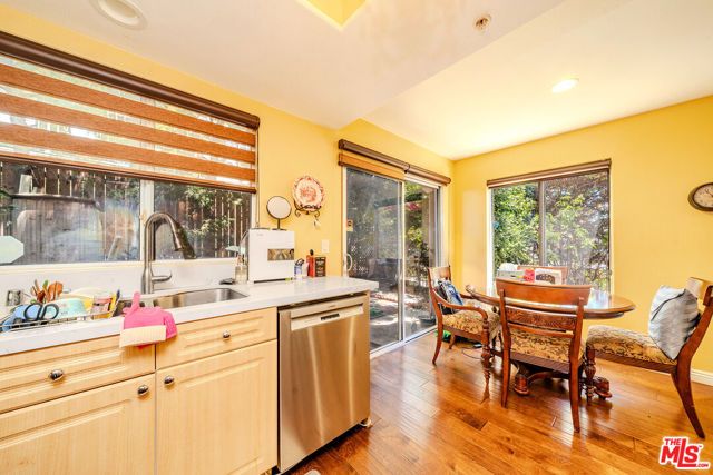 456 Shatto Place 18, Los Angeles, CA 90020