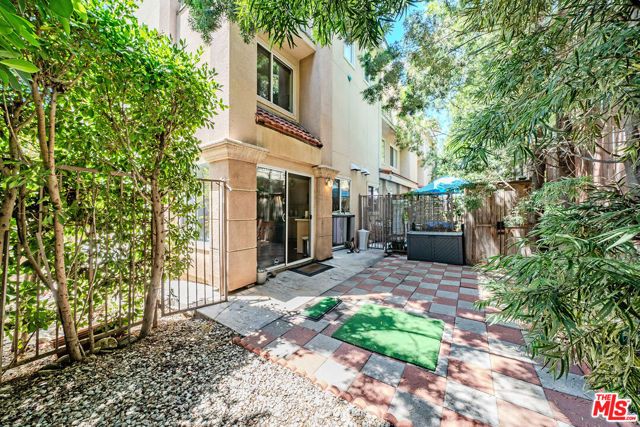 456 Shatto Place 18, Los Angeles, CA 90020