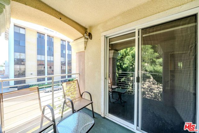 456 Shatto Place 18, Los Angeles, CA 90020