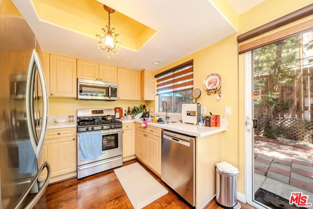 456 Shatto Place 18, Los Angeles, CA 90020