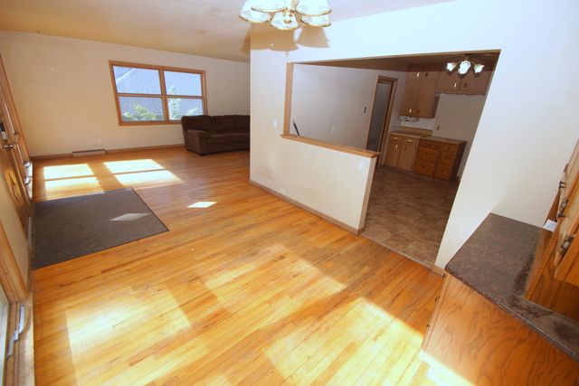 708 15th Street, Bettendorf, IA 52722