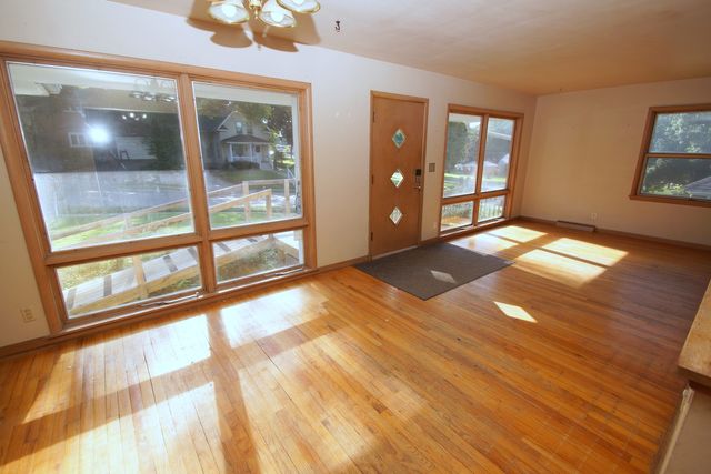 708 15th Street, Bettendorf, IA 52722
