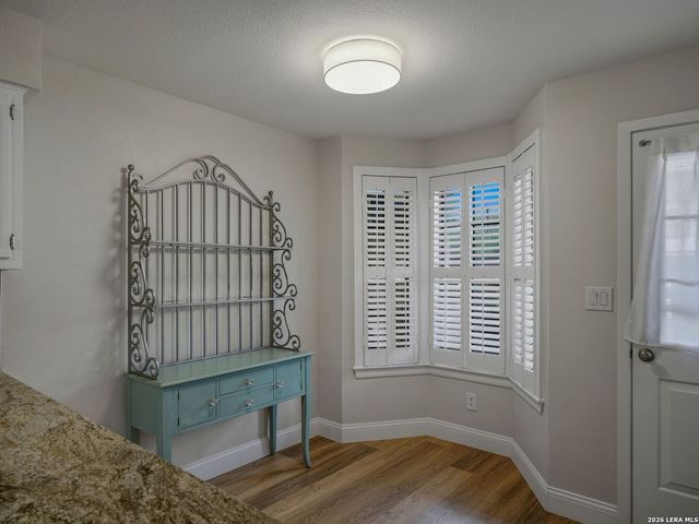 2611 Eisenhauer Rd Apt 502, San Antonio, TX 78209