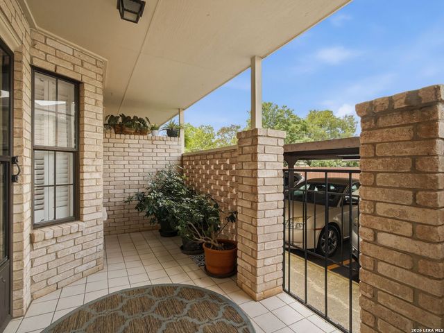 2611 Eisenhauer Rd Apt 502, San Antonio, TX 78209