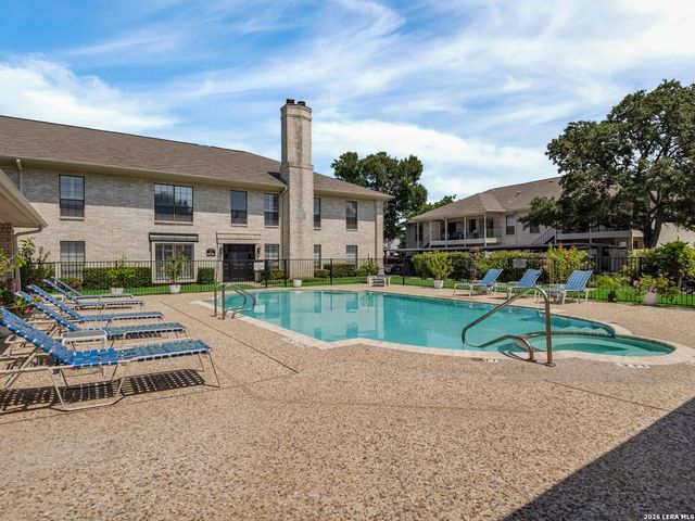 2611 Eisenhauer Rd Apt 502, San Antonio, TX 78209