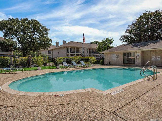 2611 Eisenhauer Rd Apt 502, San Antonio, TX 78209