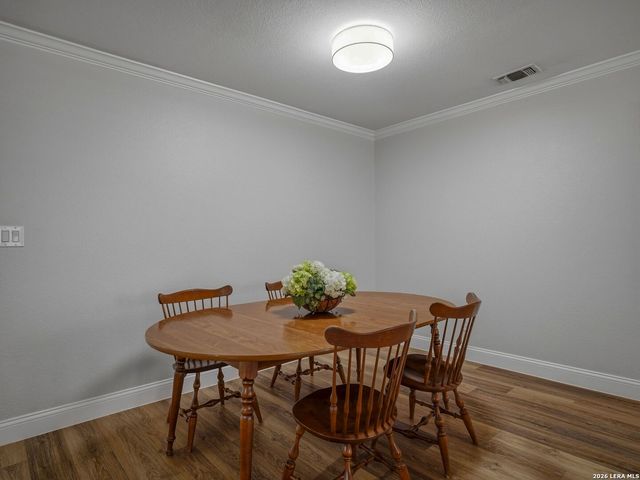 2611 Eisenhauer Rd Apt 502, San Antonio, TX 78209