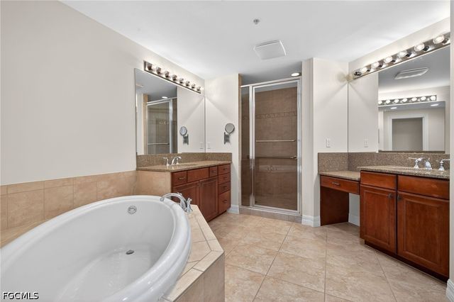 3426 Hancock Bridge PKWY 701, North Fort Myers, FL 33903