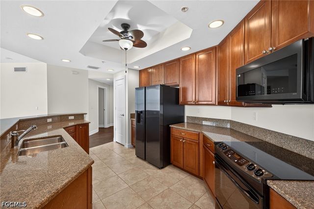 3426 Hancock Bridge PKWY 701, North Fort Myers, FL 33903