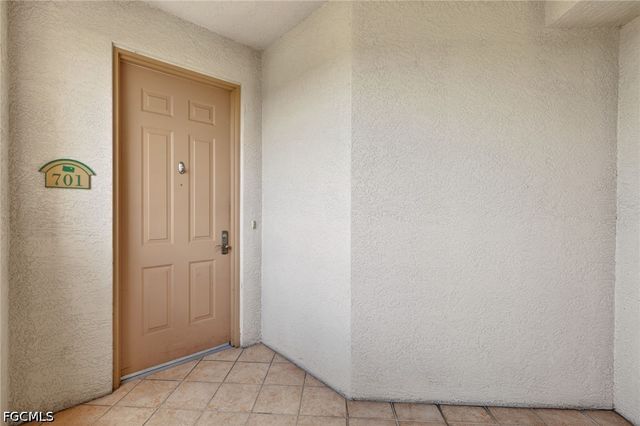 3426 Hancock Bridge PKWY 701, North Fort Myers, FL 33903