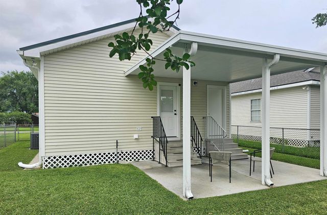 522 Pine St, Thibodaux, LA 70301