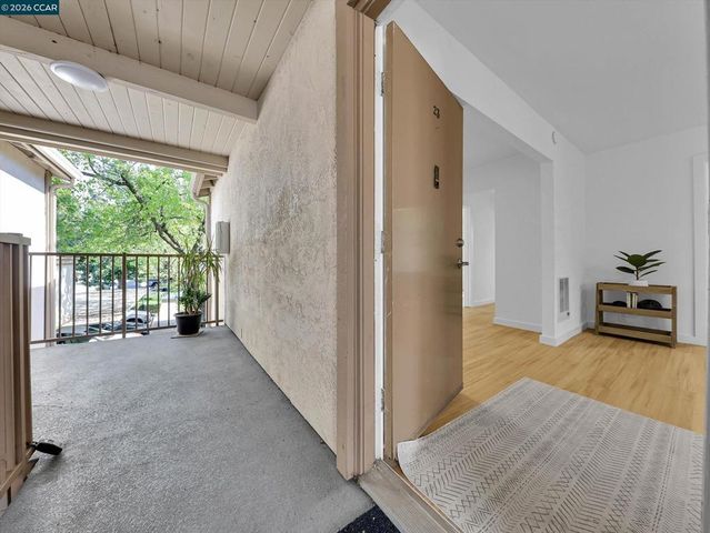 375 Camelback Rd 23, Pleasant Hill, CA 94523