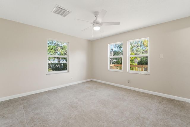 13555 150th Court N, Jupiter, FL 33478