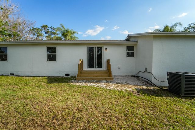 13555 150th Court N, Jupiter, FL 33478