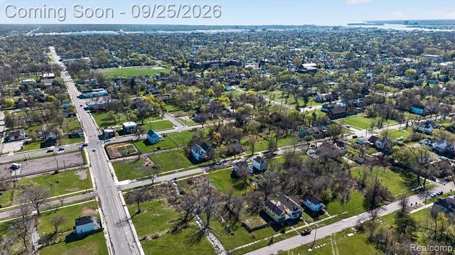4486 Seyburn Street, Detroit, MI 48214