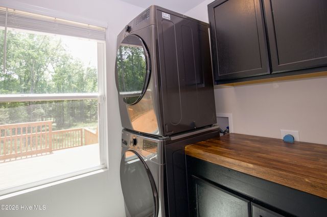 429 Century Lane, Cameron, NC 28326