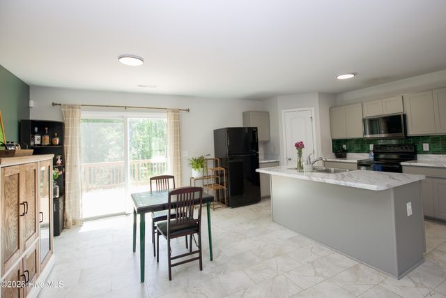 429 Century Lane, Cameron, NC 28326