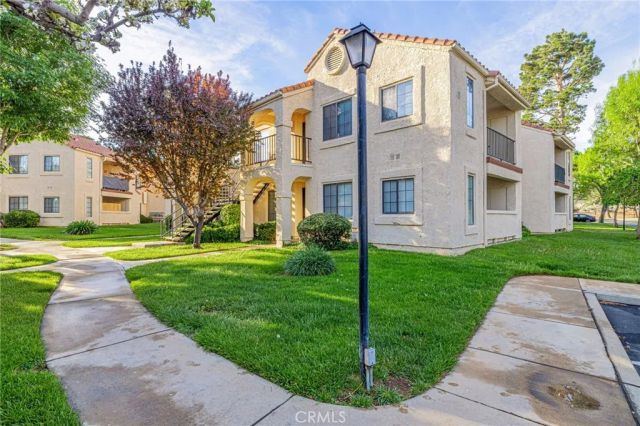 2554 Olive 82, Palmdale, CA 93550