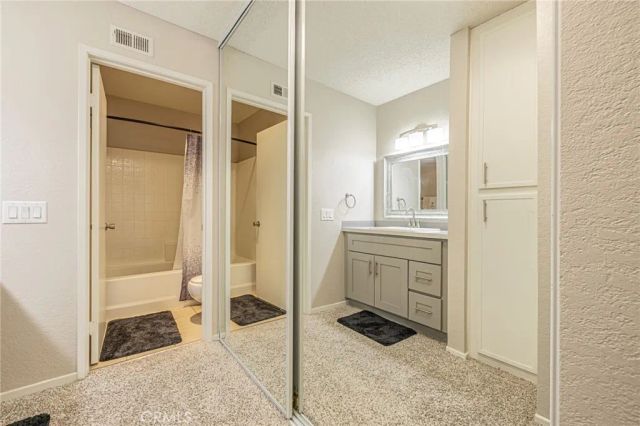 2554 Olive 82, Palmdale, CA 93550
