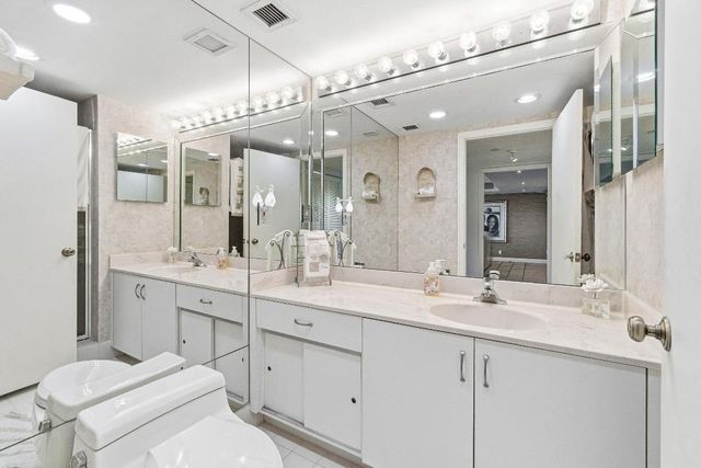 100 SE 5th Avenue Ph-14, Boca Raton, FL 33432