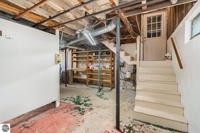 1365 W North Union Road, Auburn, MI 48611