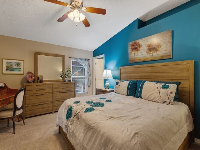 973 E 13th Square, Vero Beach, FL 32960