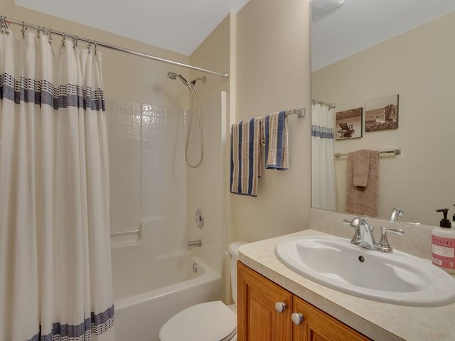 973 E 13th Square, Vero Beach, FL 32960