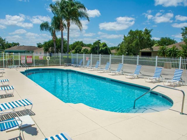 973 E 13th Square, Vero Beach, FL 32960