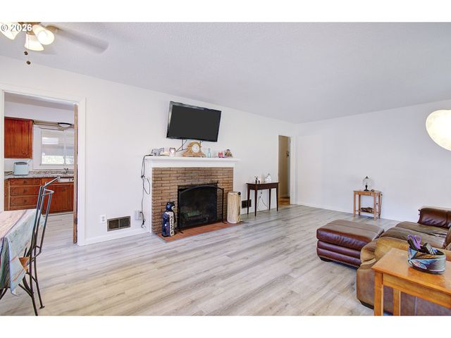 515 Se 102ND Ave, Vancouver, WA 98664