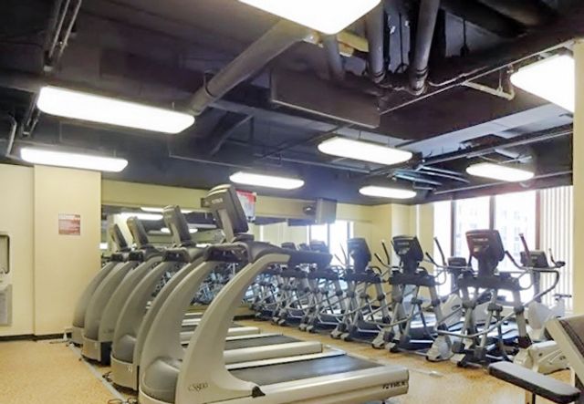 10 E ONTARIO Street 1701, Chicago, IL 60611