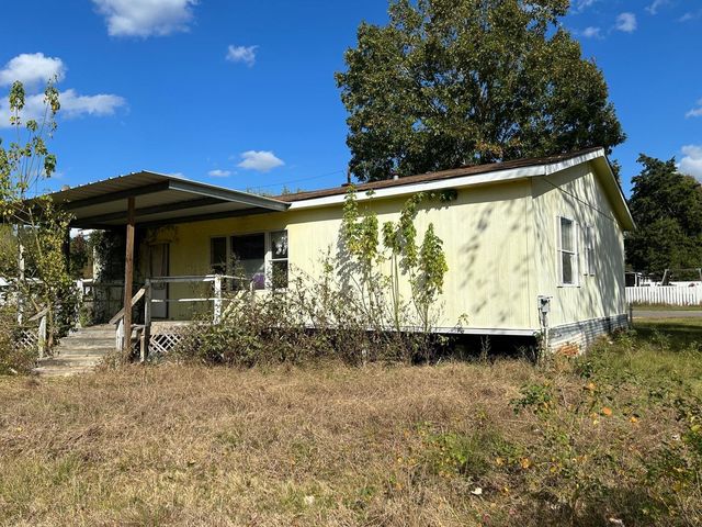 272 Lakewood Drive, Trinity, TX 75862