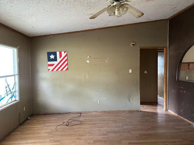 272 Lakewood Drive, Trinity, TX 75862