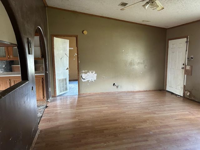 272 Lakewood Drive, Trinity, TX 75862