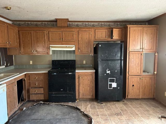 272 Lakewood Drive, Trinity, TX 75862