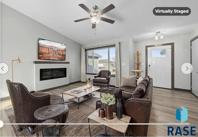 1709 E 71st St N Street N, Sioux Falls, SD 57104