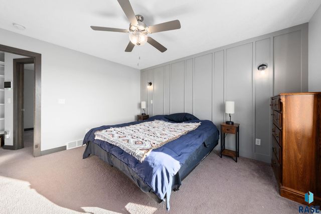 1709 E 71st St N Street N, Sioux Falls, SD 57104