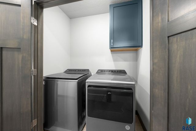 1709 E 71st St N Street N, Sioux Falls, SD 57104