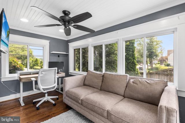 2404 POPLAR RD, Havertown, PA 19083