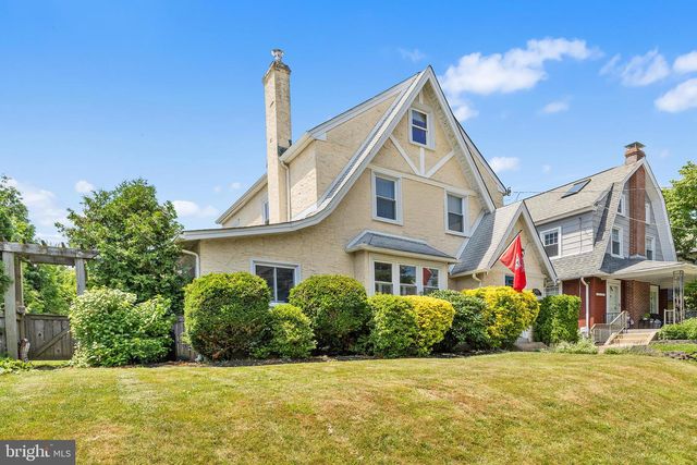 2404 POPLAR RD, Havertown, PA 19083