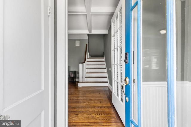 2404 POPLAR RD, Havertown, PA 19083
