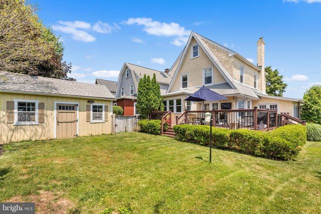 2404 POPLAR RD, Havertown, PA 19083