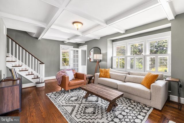 2404 POPLAR RD, Havertown, PA 19083