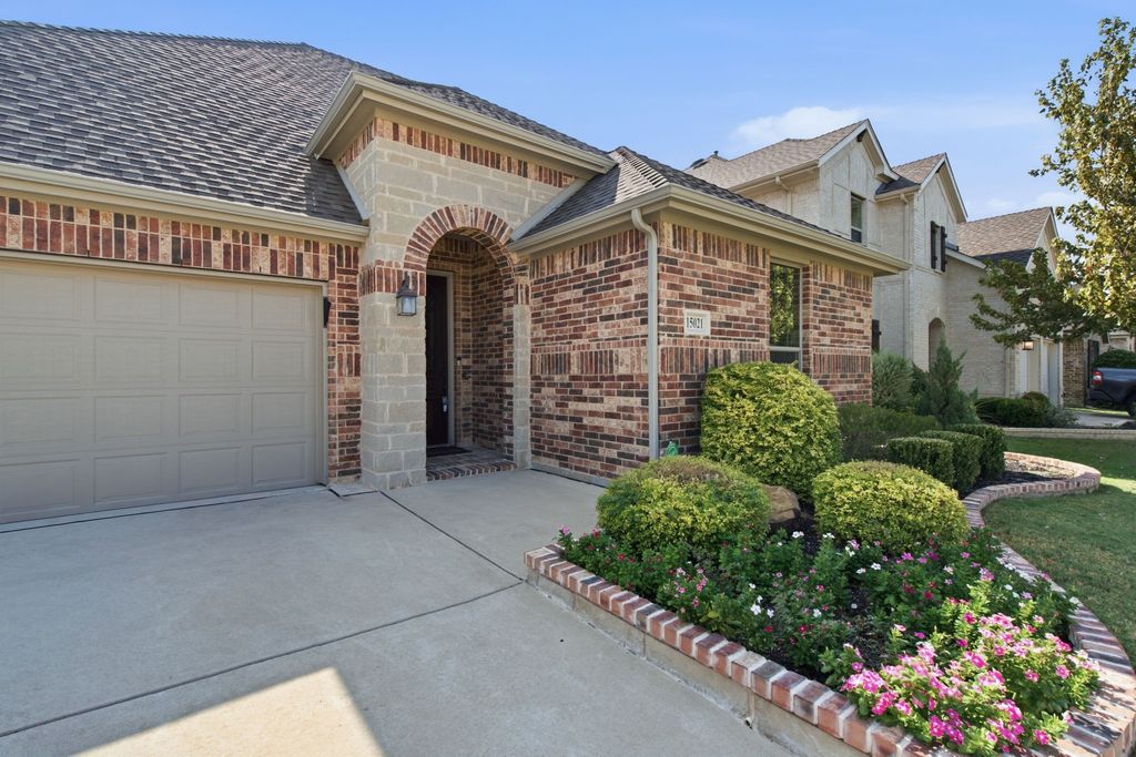 15021 Ravens Way, Fort Worth, TX 76262 — photo 3