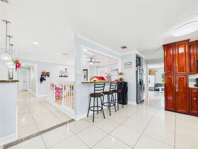 11419 Blackhawk Boulevard, Houston, TX 77089