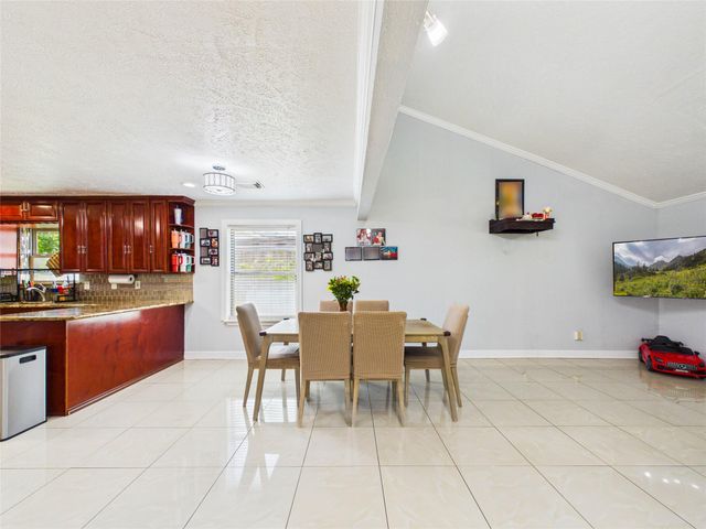 11419 Blackhawk Boulevard, Houston, TX 77089
