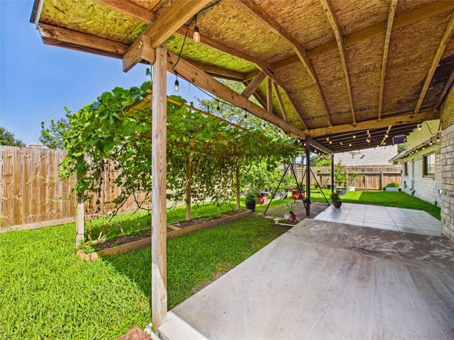 11419 Blackhawk Boulevard, Houston, TX 77089